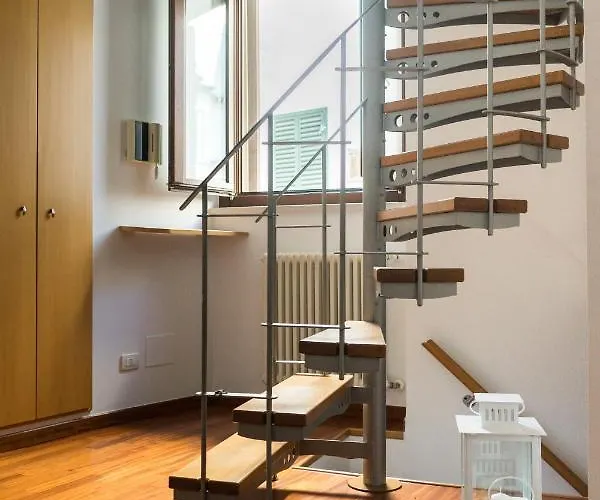 לינה וארוחת בוקר Casa Gnostra 3*